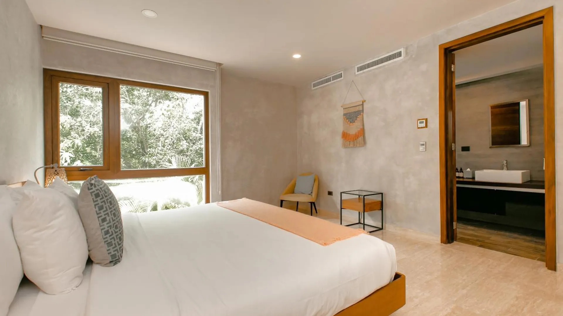 Lumina At Amaya טולום